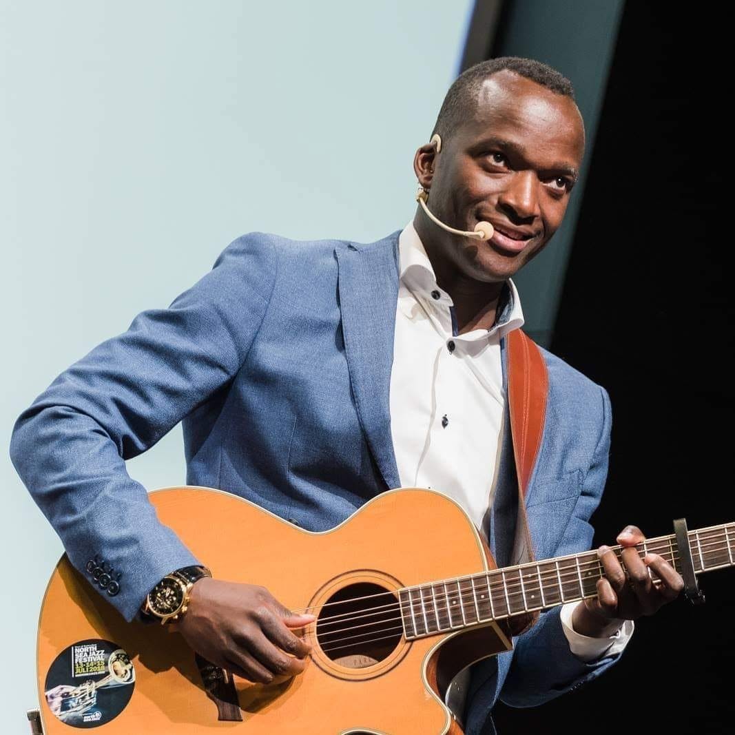 Isaac Bullock — keynote with guitar